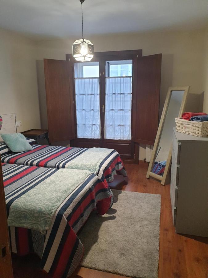 Apartamento Cine Colon Ribadeo Eksteriør billede