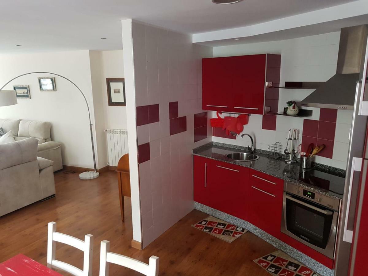 Apartamento Cine Colon Ribadeo Eksteriør billede