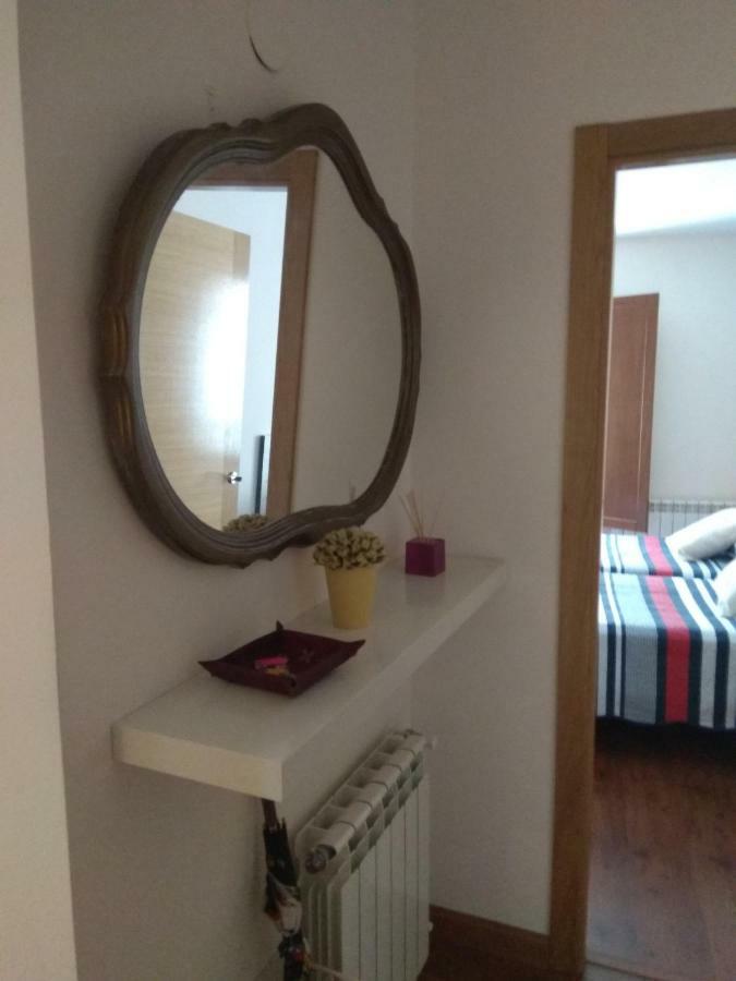 Apartamento Cine Colon Ribadeo Eksteriør billede