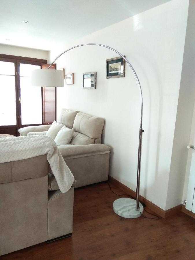 Apartamento Cine Colon Ribadeo Eksteriør billede