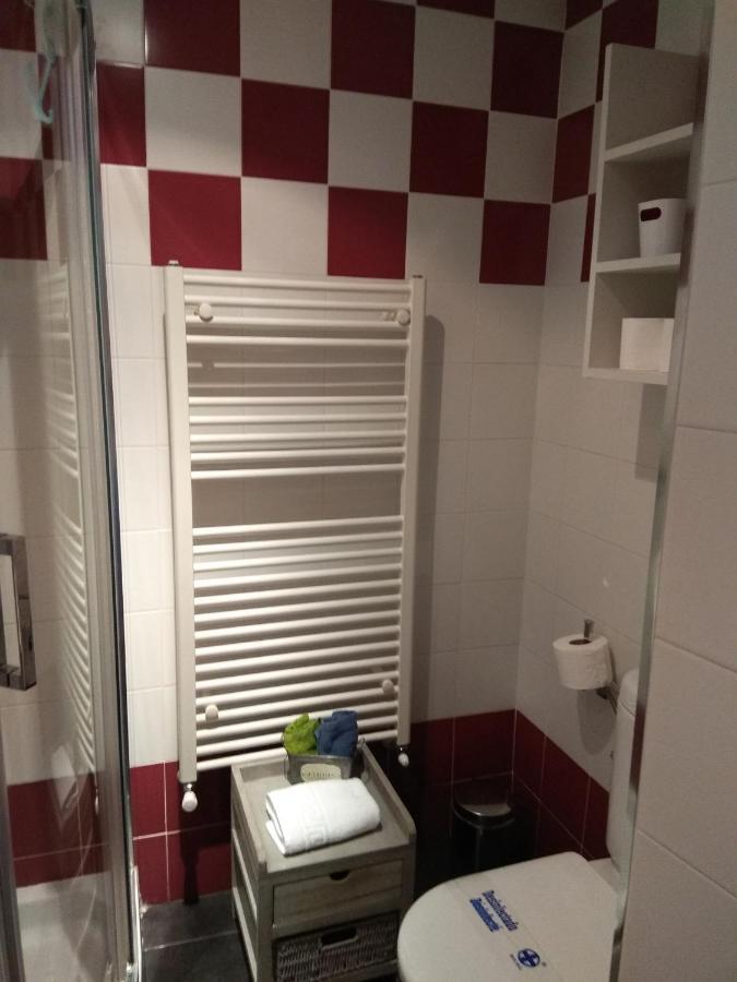 Apartamento Cine Colon Ribadeo Eksteriør billede
